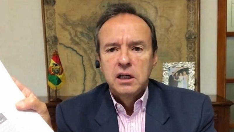 Jorge Quiroga advierte que Arce quiere agarrase los dólares de los exportadores y la remesa de los bolivianos