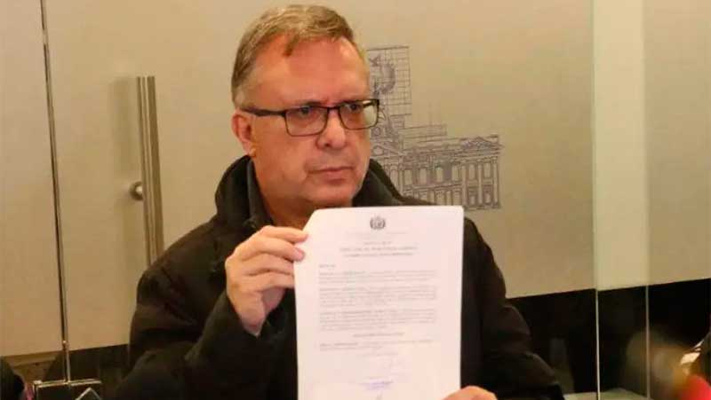 Sectores radicales rechazan el diálogo y buscan forzar la salida del Presidente Paz