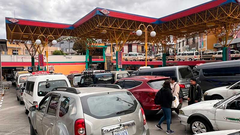 Bolivia paga hasta 698 bolivianos extra por barril de carburantes