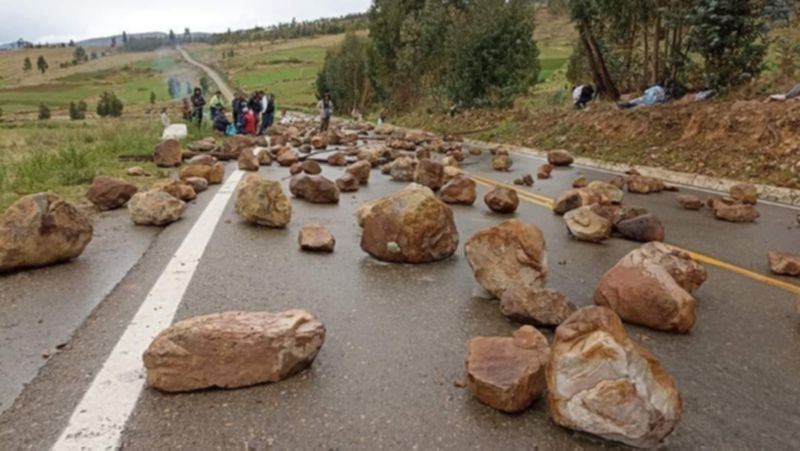 Bolivia, el país rehén: La COB y los políticos se rinden ante la dictadura del bloqueo