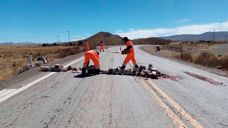 Bloqueo de carreteras alcanza noventa y cuatro puntos activos