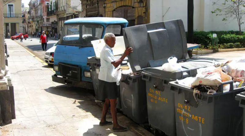 Pobreza extrema en Cuba: Siete de cada diez personas dejaron de desayunar, almorzar o cenar