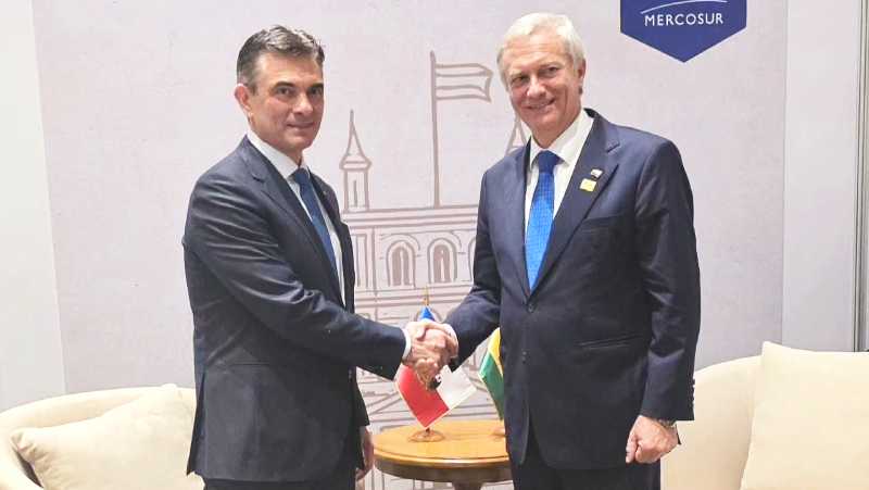 Cumbre Bolivia-Chile reactivará comercio y pasos fronterizos
