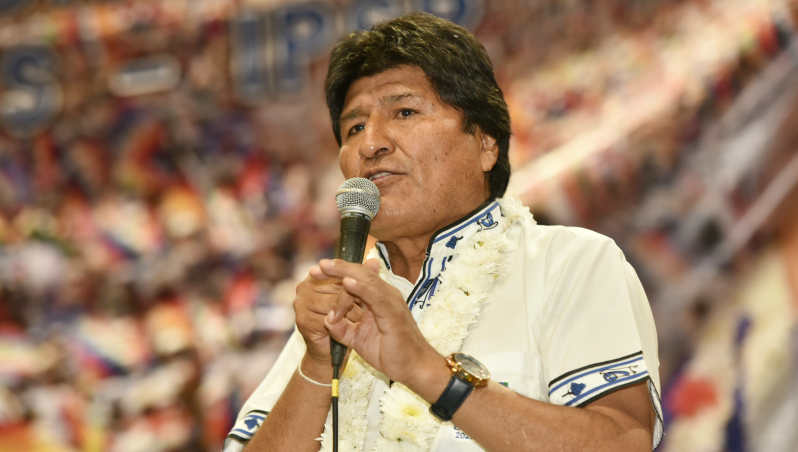 Morales busca derrocar al Gobierno y pide elecciones en 90 días