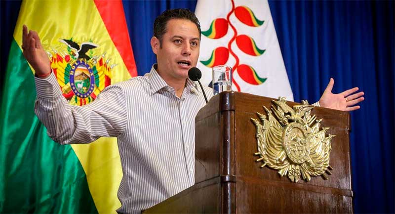 Lara niega ser parte de la sedición y acusa a Doria Medina de desestabilizar a Paz