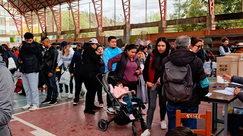 Bolivia eligió a sus alcaldes y 6 gobernadores: Tres regiones van a segunda vuelta