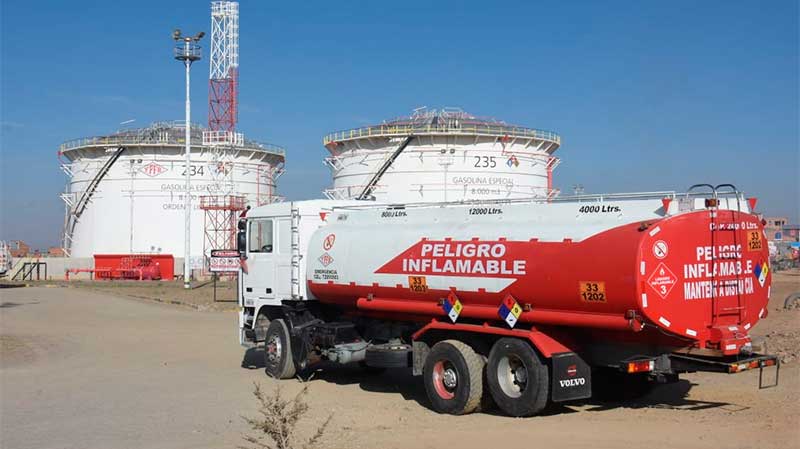 Paz sube a Bs 2.000 millones fondos del TGN para importar carburantes